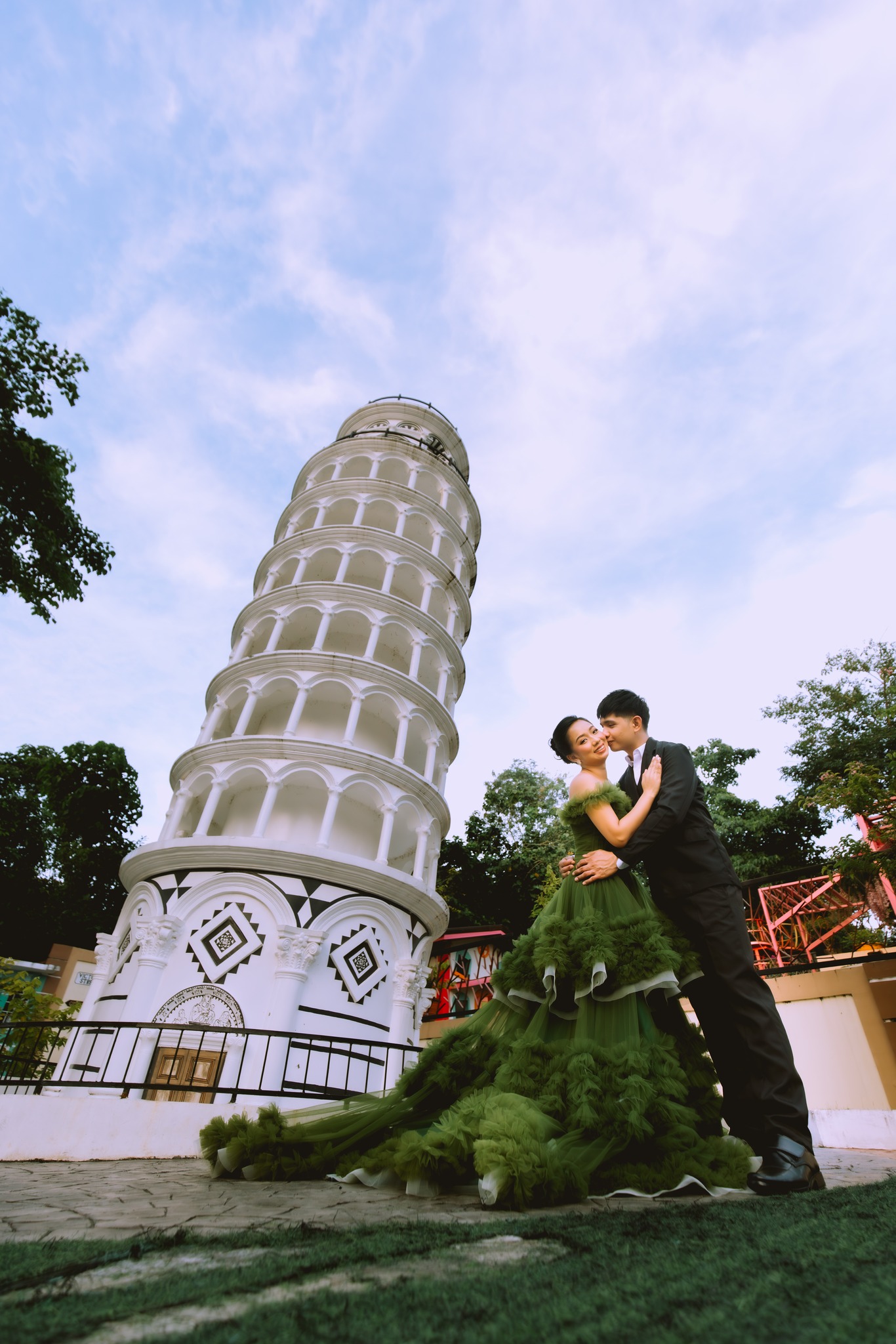 Paperson & Alyssa photo